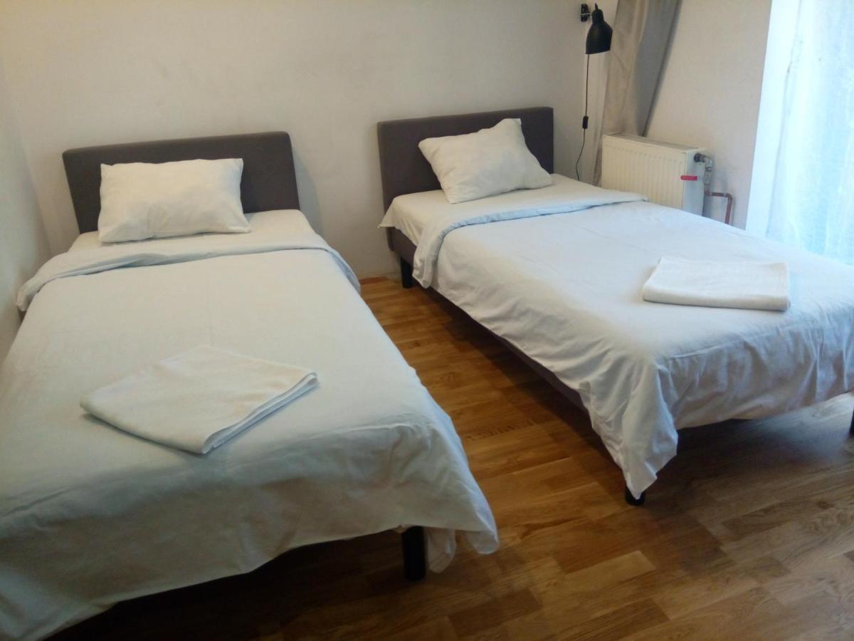 Pokoje Goscinne Pocztacaffe Gdynia Exteriör bild
